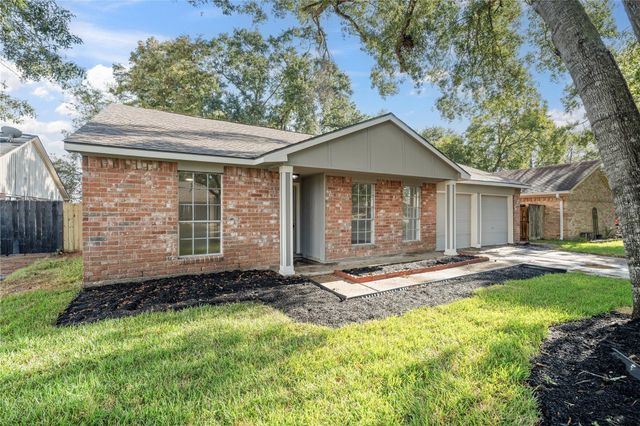 7310 Foxway Lane, Humble, TX 77338