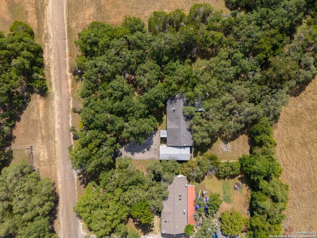 480 Rangeland, Blanco, TX 78606