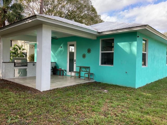1501 Pine Hollow Drive A, Fort Pierce, FL 34982