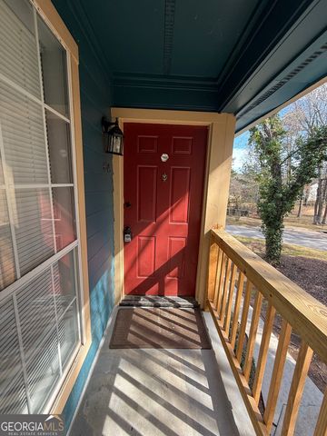 5516 Mountain Springs Circle, Stone Mountain, GA 30088