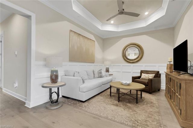 15256 Zeno WAY 203, Naples, FL 34114