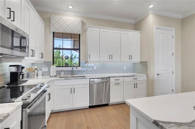 15256 Zeno WAY 203, Naples, FL 34114