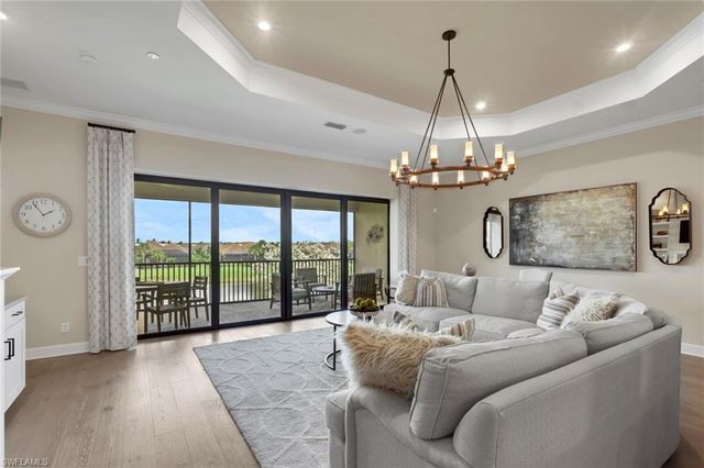 15256 Zeno WAY 203, Naples, FL 34114