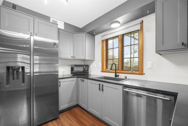 210 90th STREET, Milwaukee, WI 53226