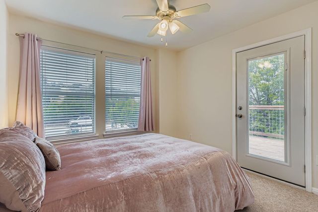 10815 Glen View CIR, Dripping Springs, TX 78620