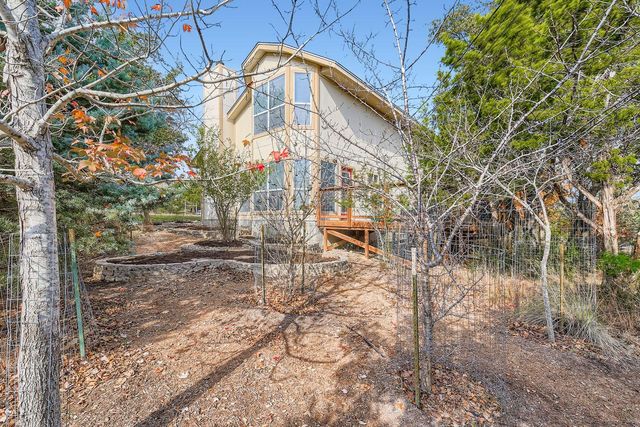 10815 Glen View CIR, Dripping Springs, TX 78620