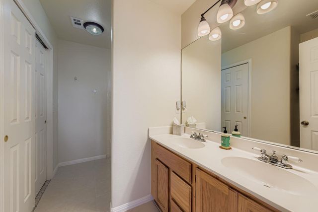 10815 Glen View CIR, Dripping Springs, TX 78620