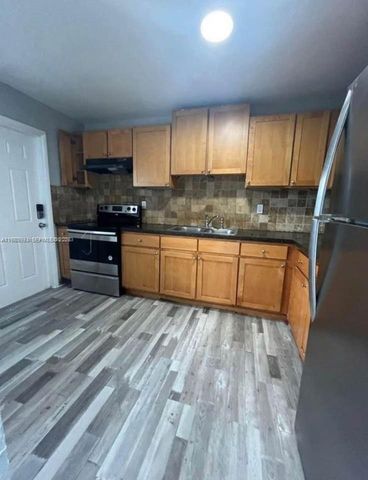 1532 SW 5th Pl A, Fort Lauderdale, FL 33312