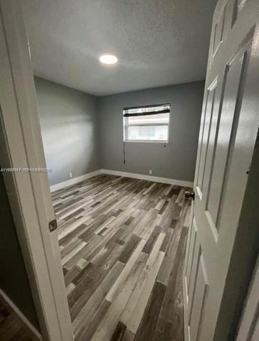 1532 SW 5th Pl A, Fort Lauderdale, FL 33312