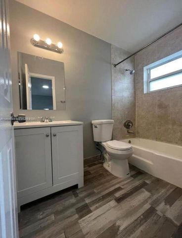 1532 SW 5th Pl A, Fort Lauderdale, FL 33312