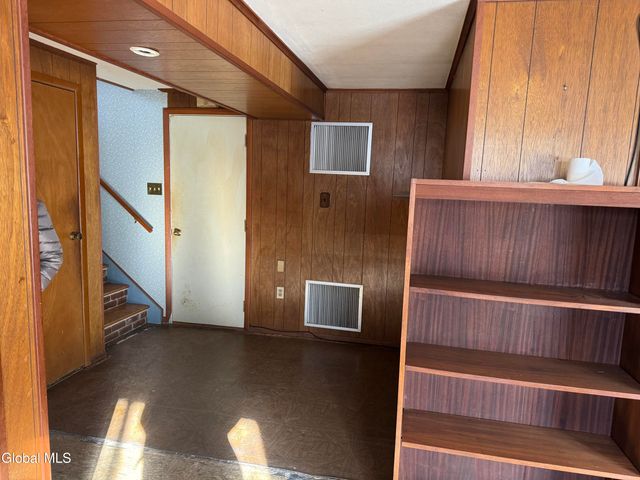 41 Sonat Road, Clifton Park, NY 12065