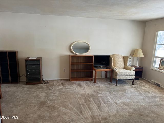 41 Sonat Road, Clifton Park, NY 12065