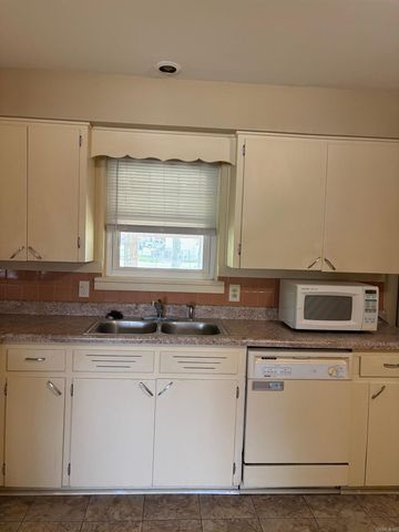 406 Highhill Road, North Little Rock, AR 72116