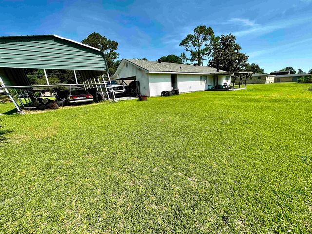 160 Rodriguez Drive, Raceland, LA 70394