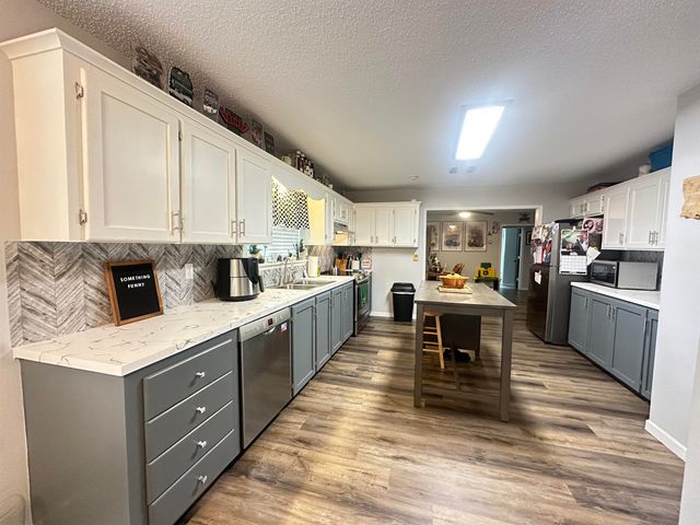 160 Rodriguez Drive, Raceland, LA 70394