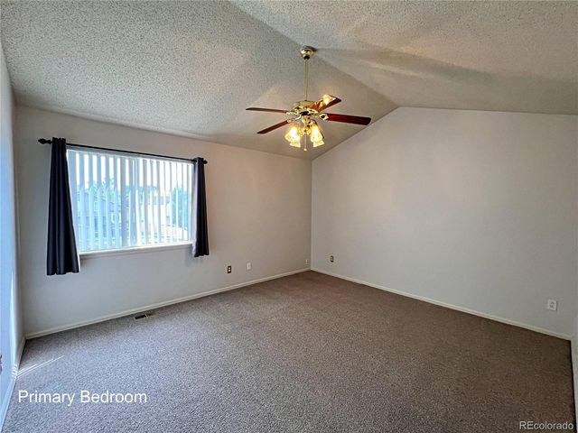 5377 S UKRAINE Way, Aurora, CO 80015