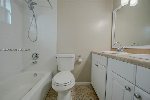 2403 SW 58th Manor 1, Fort Lauderdale, FL 33312