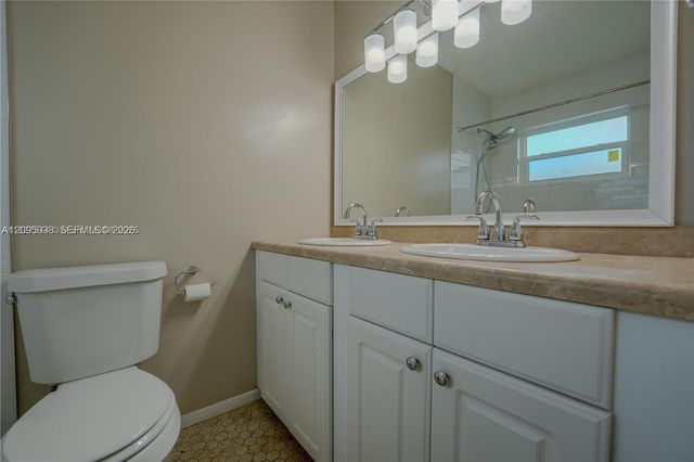 2403 SW 58th Manor 1, Fort Lauderdale, FL 33312