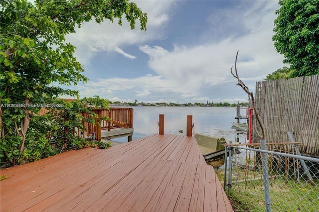 2403 SW 58th Manor 1, Fort Lauderdale, FL 33312