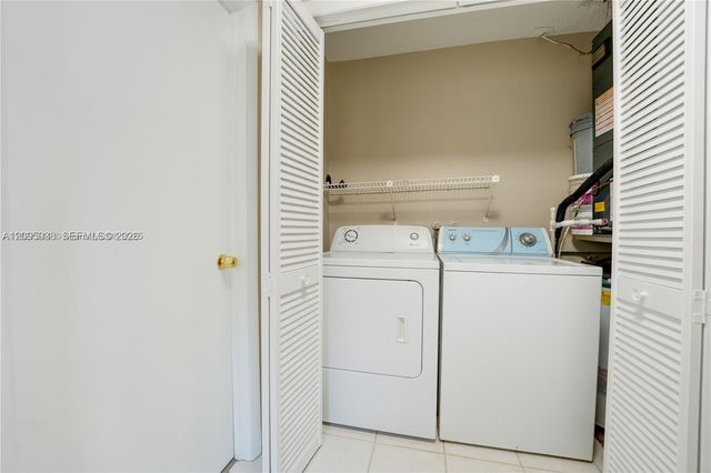 2403 SW 58th Manor 1, Fort Lauderdale, FL 33312