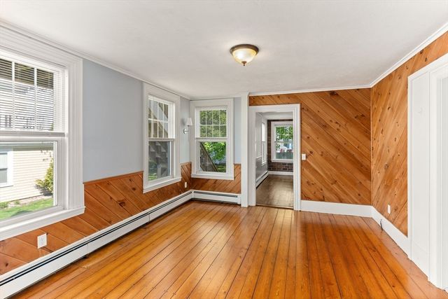 17 Lothrop St, Plymouth, MA 02360