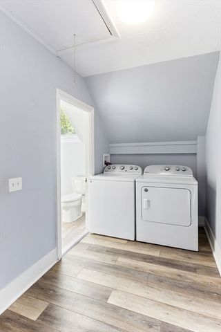 17 Lothrop St, Plymouth, MA 02360