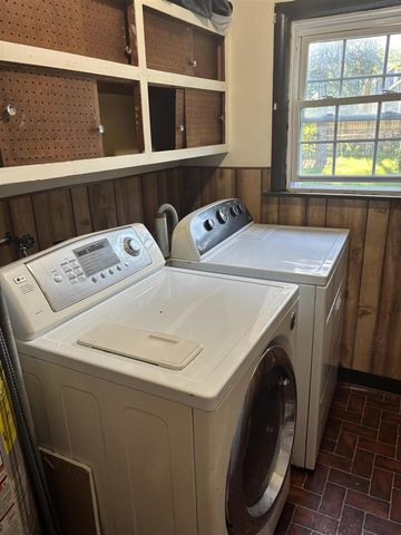 1381 Madison Street, Muskegon, MI 49442