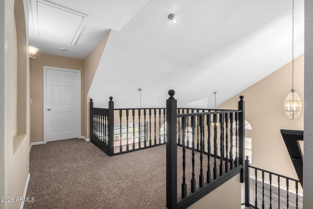 6121 E SADDLEBACK Street, Mesa, AZ 85215