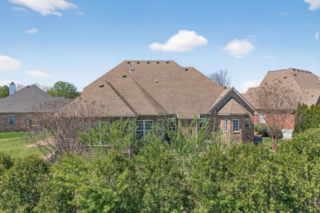 5006 Fremantle Ct, Spring Hill, TN 37174