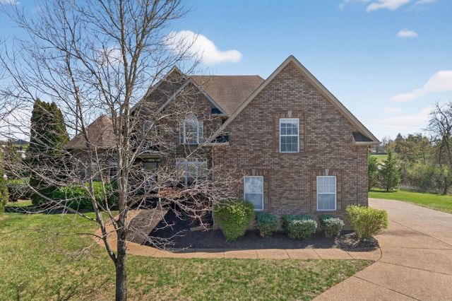 5006 Fremantle Ct, Spring Hill, TN 37174