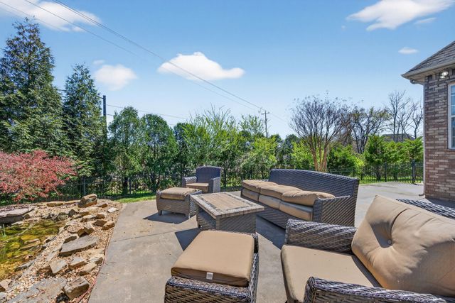 5006 Fremantle Ct, Spring Hill, TN 37174