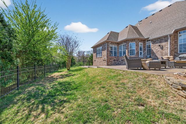 5006 Fremantle Ct, Spring Hill, TN 37174