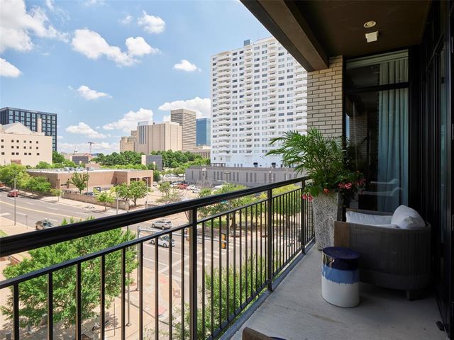 701 N Hudson Avenue 404, Oklahoma City, OK 73102