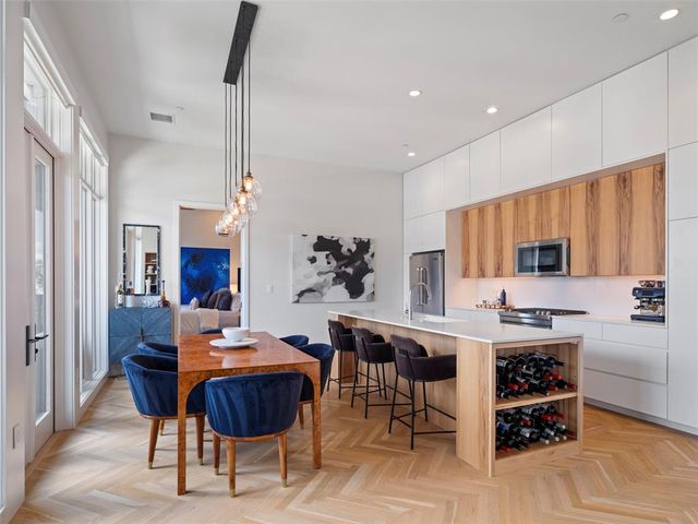 701 N Hudson Avenue 404, Oklahoma City, OK 73102