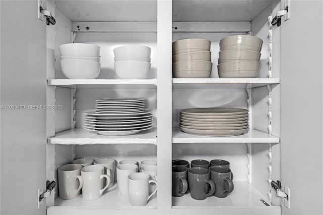 977 SW 10th St. 927, Miami, FL 33130