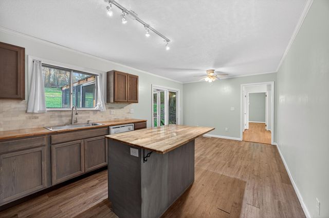 1320 Graysville Road, Ringgold, GA 30736