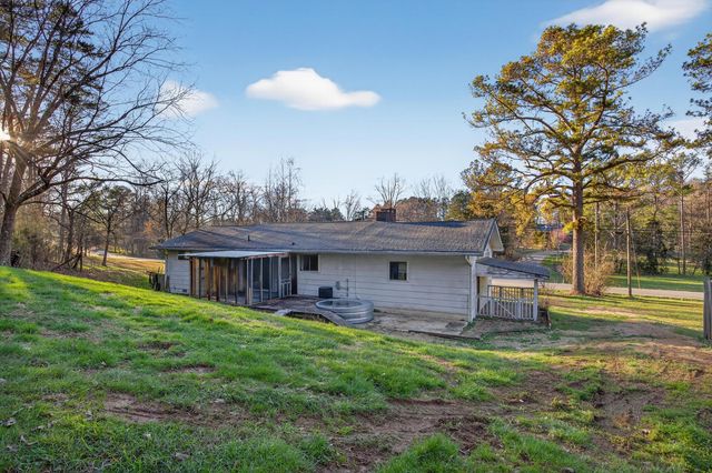 1320 Graysville Road, Ringgold, GA 30736