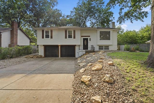319 N Cleveland Avenue, Belton, MO 64012