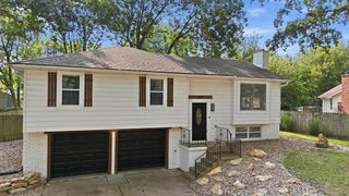 319 N Cleveland Avenue, Belton, MO 64012