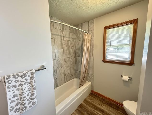 4401 Peeler Bend Road, Benton, AR 72019