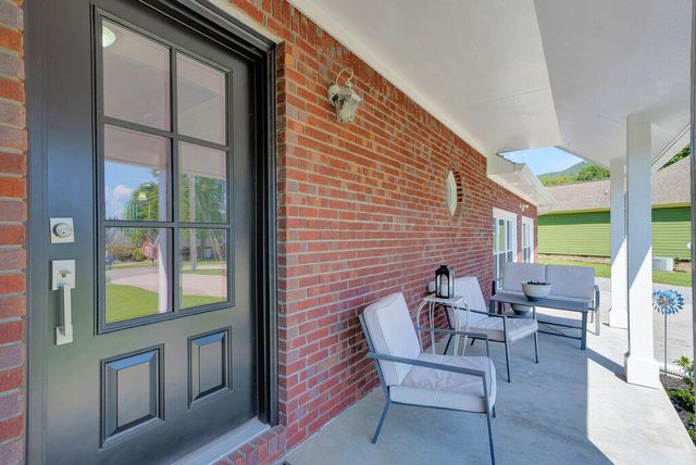 712 Kilgore Street, Jasper, TN 37347