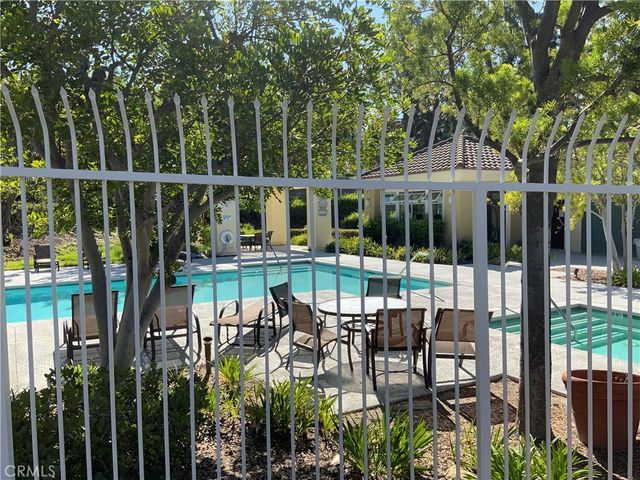 28512 Sorano, Lake Forest, CA 92679