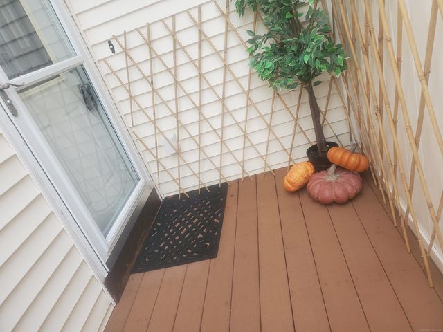 1093 Shippan Avenue, Stamford, CT 06902