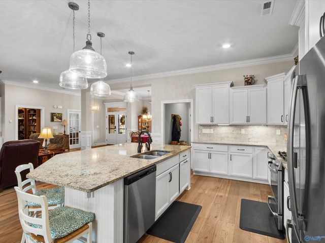 205 Somerdale Lane, Huntsville, AL 35811