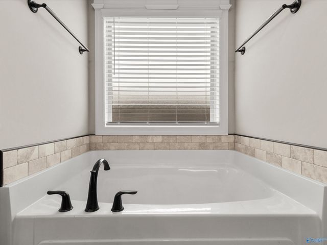 205 Somerdale Lane, Huntsville, AL 35811