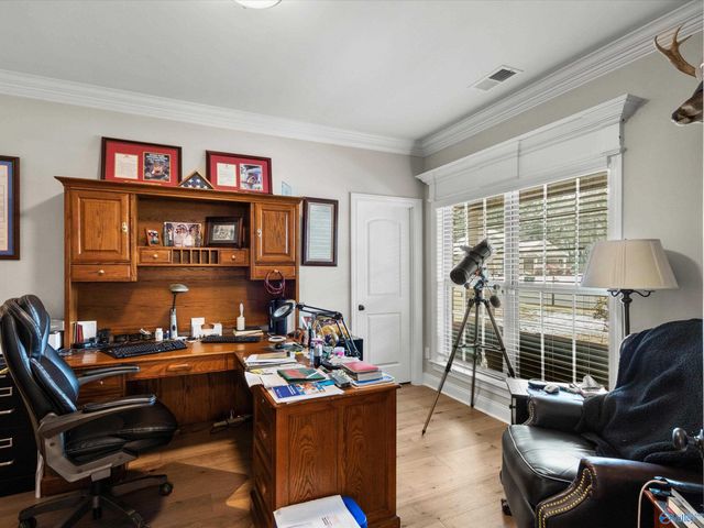 205 Somerdale Lane, Huntsville, AL 35811