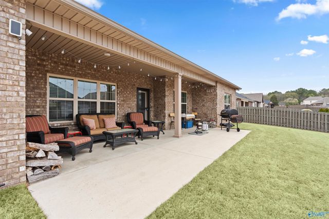 205 Somerdale Lane, Huntsville, AL 35811