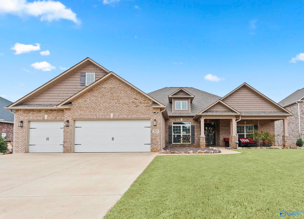 205 Somerdale Lane, Huntsville, AL 35811