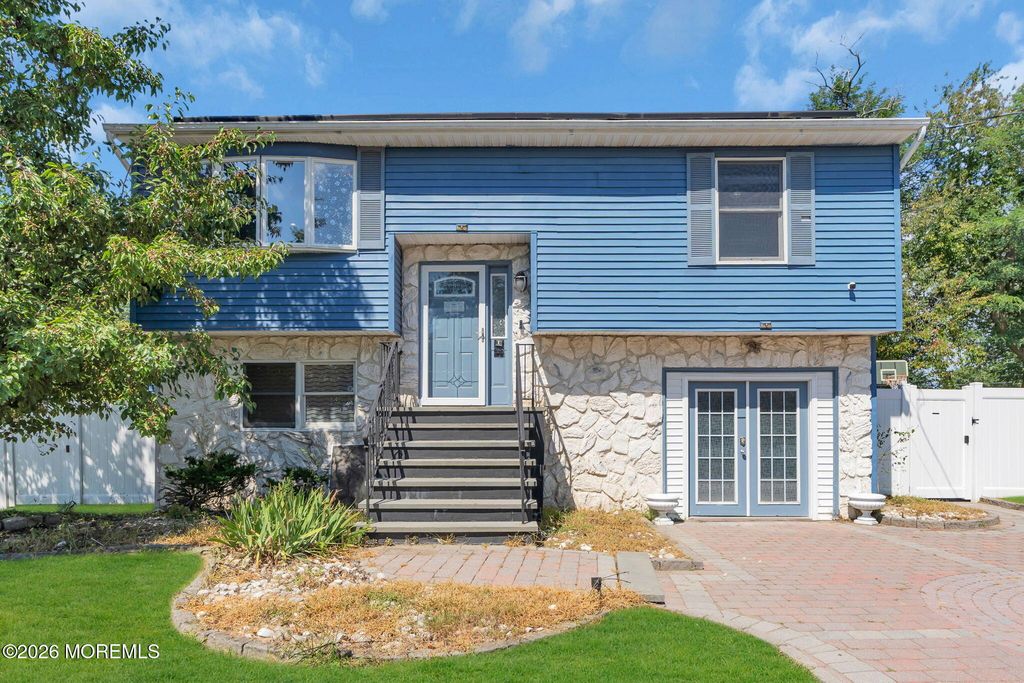 301 Deal Avenue, Neptune Township, NJ 07753