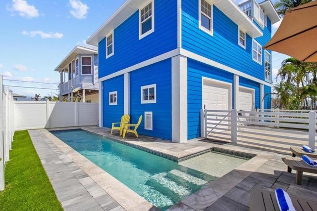 14500 N BAYSHORE DRIVE, Madeira Beach, FL 33708